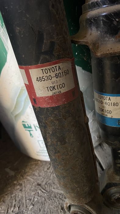 Амортизатор Тайота 200
