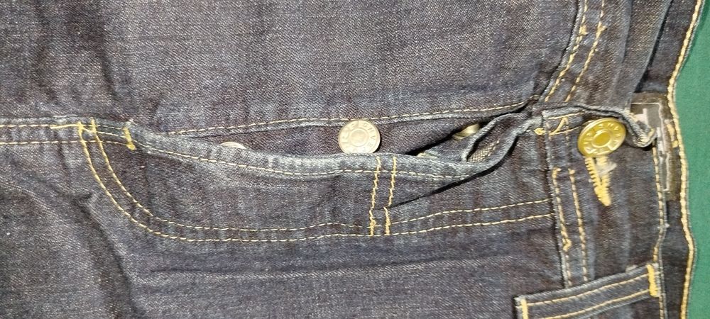 Продам джинсовые юбку