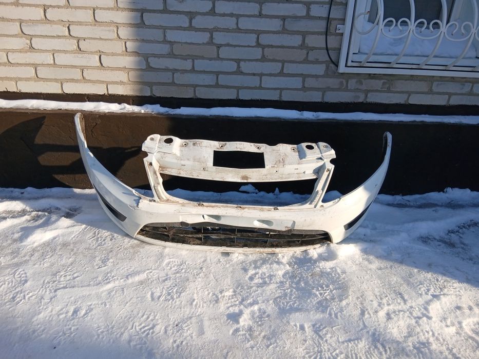 Продам бампер на гранту