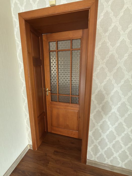 Продам межкомнатные двери