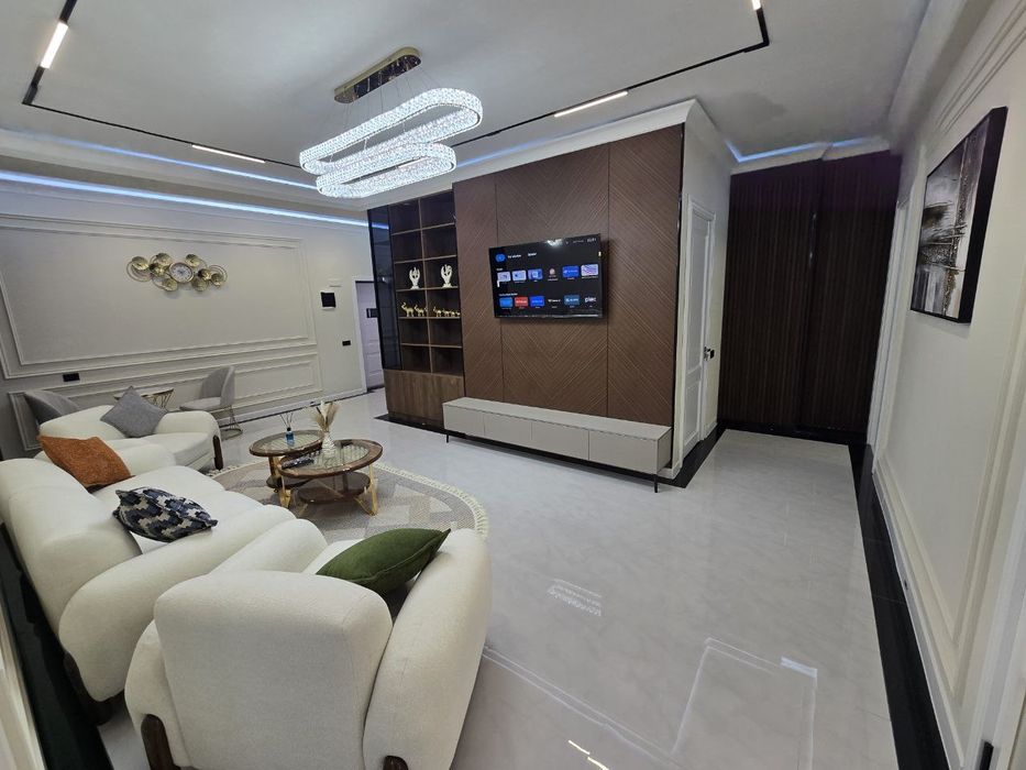 Продаётся  4х комнатная квартира