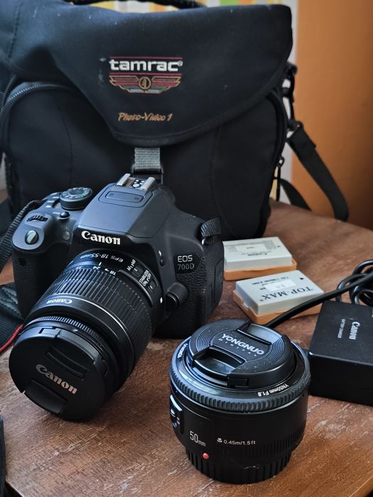 Камера Canon 700D EOS