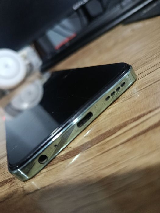 Infinix hot40 i 128gb