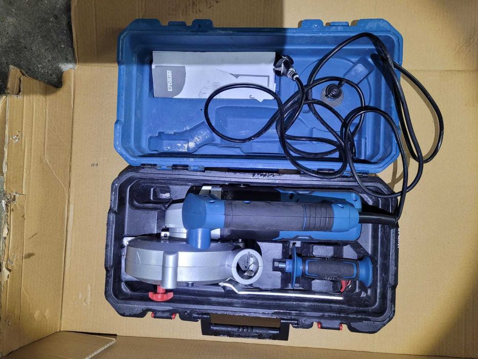 Debitor canale Erbauer