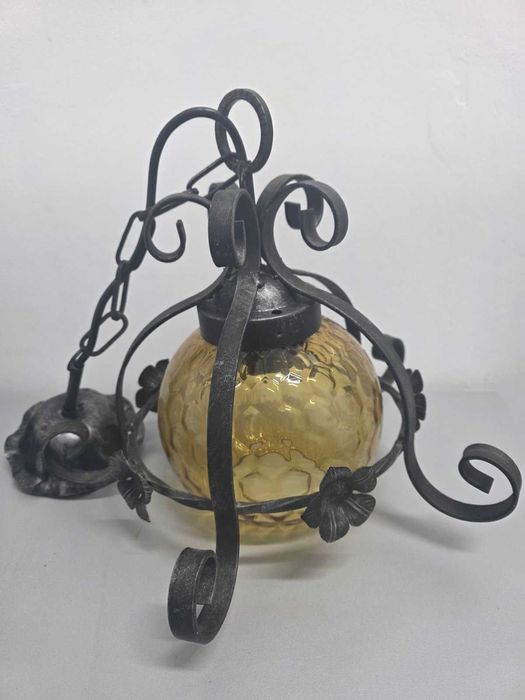 Полилей кованo желязо