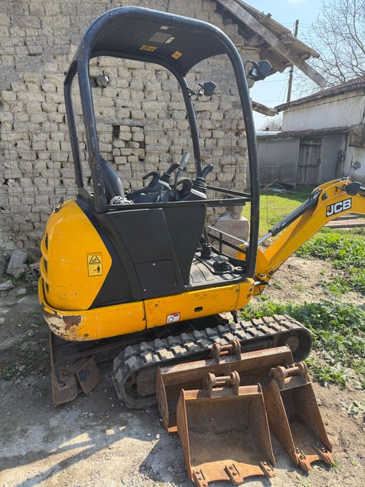 Мини  багер JCB 8018 2015 година 1.8т