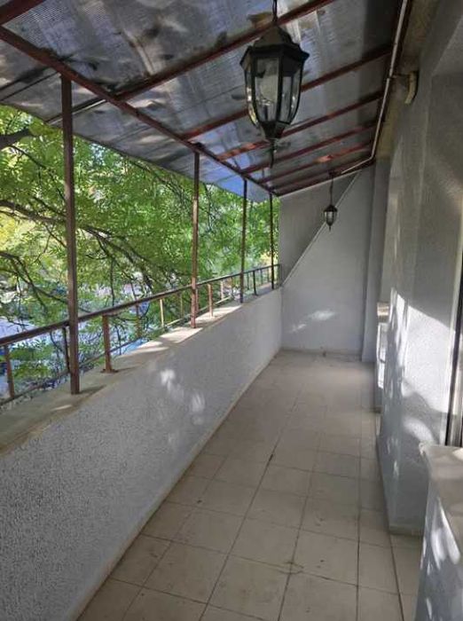 Продава се Двустаен апартамент в Пловдив, Христо Смирненски - 79 кв.м за 2013 €/кв.м - Снимка #2