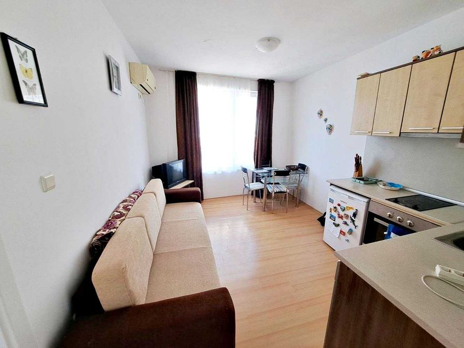 Тристаен апартамент в комплекс ”Sunny Day 5”