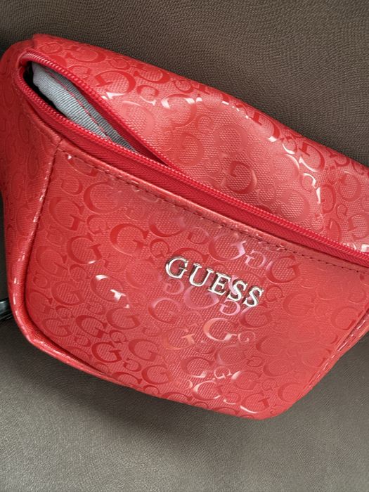 Чанта Guess червена