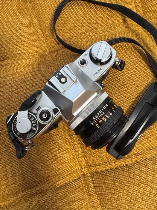 Canon AE-1 с обектив Canon 50mm 1.8 SC
