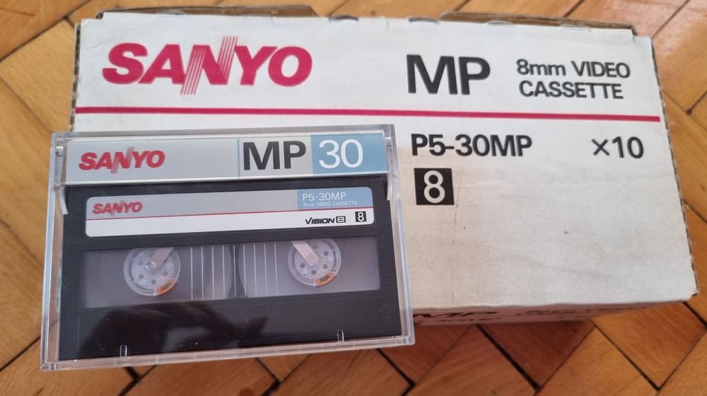 Видеокасети Sanyo