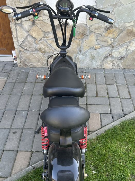 Mini Scuter electric cu cheie