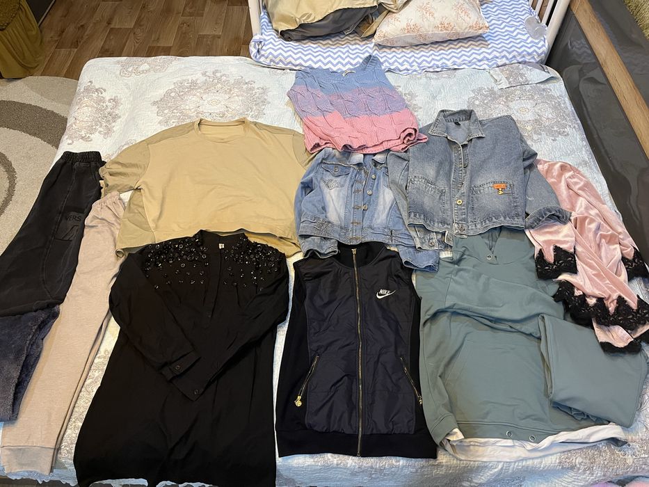 Продам женские вещи