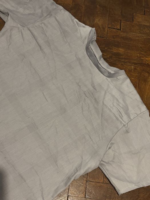 Тениски с къс ръкав