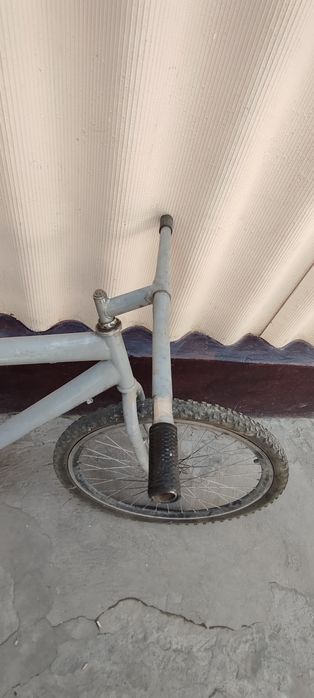 Velosiped 26  srochno sotiladi