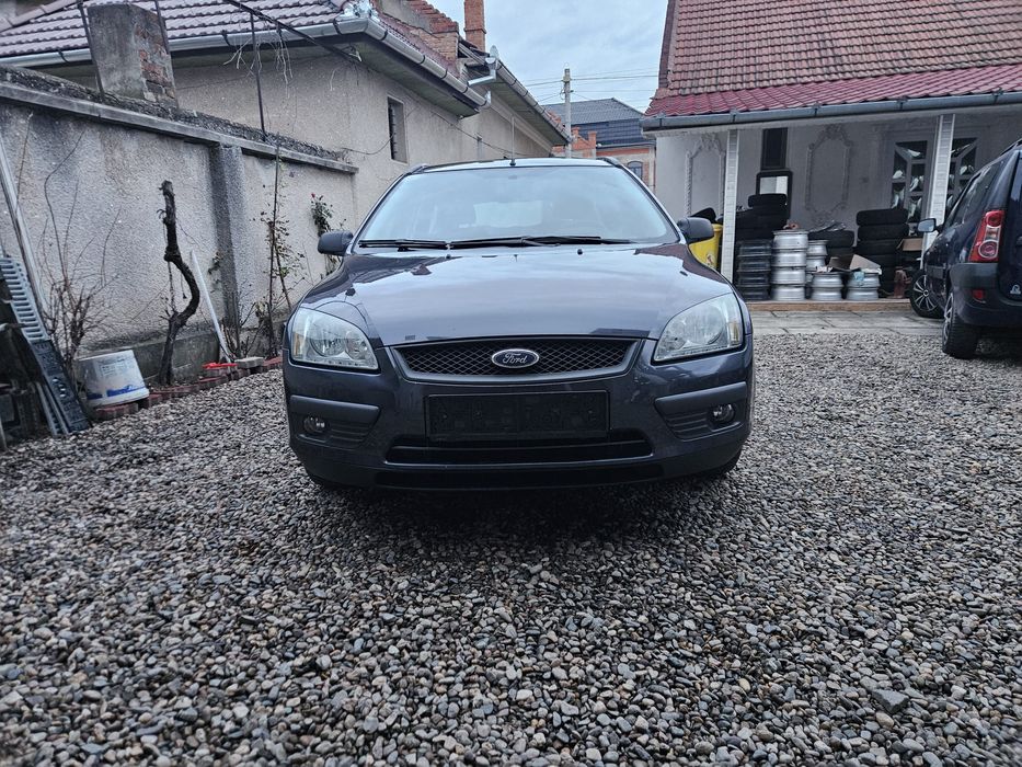 Ford focus trend 1.4 benzina Euro 4 special climă
