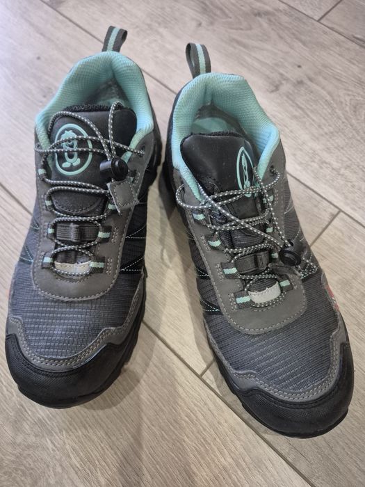 Зимни боти за момче 37 номер + подарък