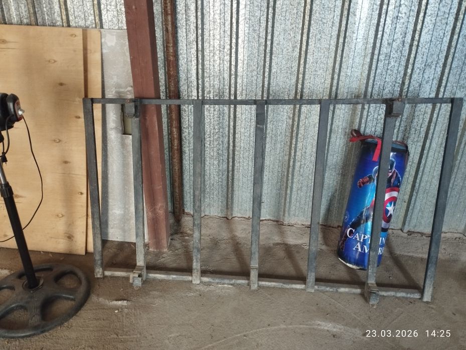 Продается багажник для лада приору универсал