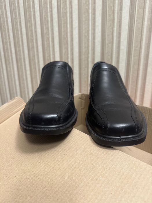 Продам мужские туфли