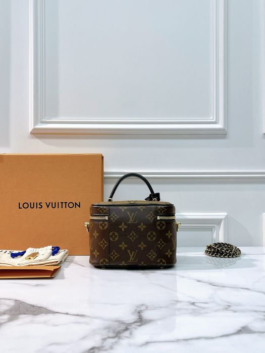 LV Louis Vuitton Vanity Case PM Monogram
