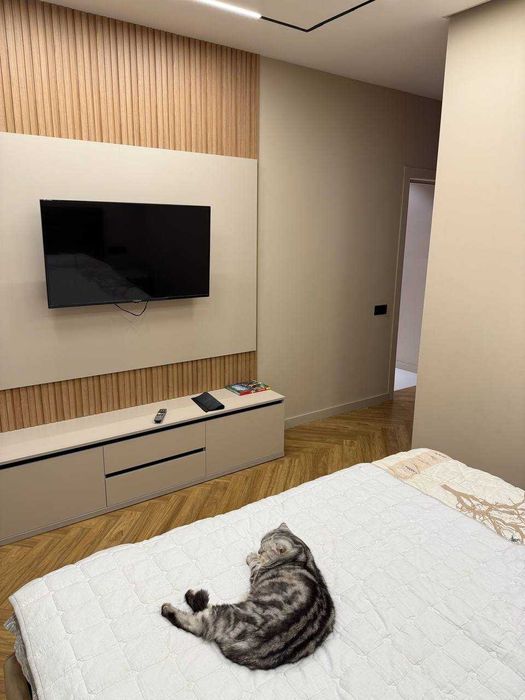 Продаю 3в4/2/12, 128м2, кафе Анор, центр, Госпитальный, гост. Россия