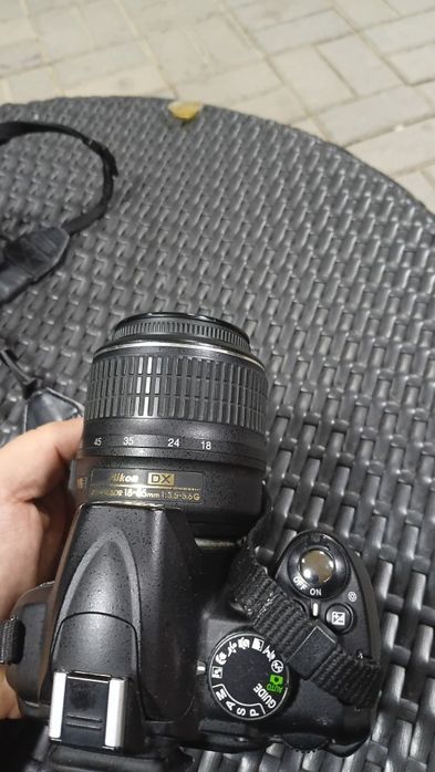 Фотоаппарат зеркальный Nikon D3000