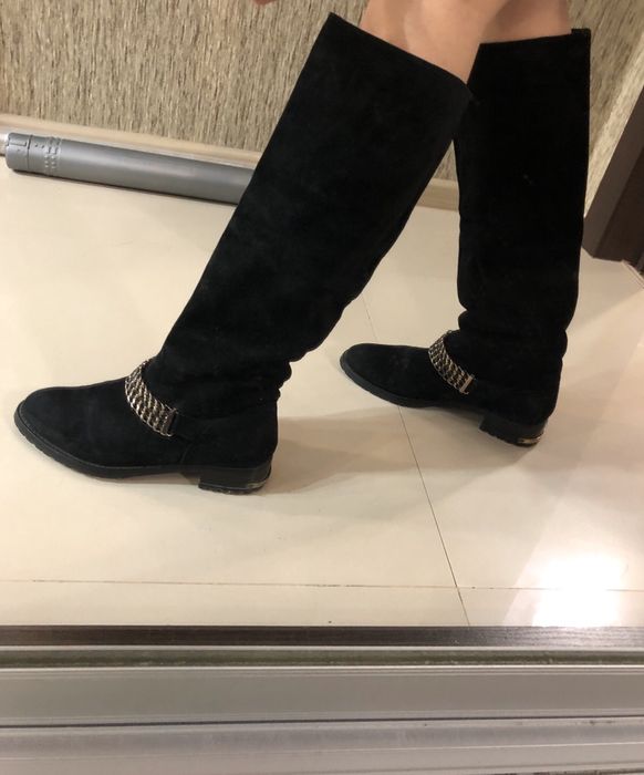 Продам зимнюю обувь