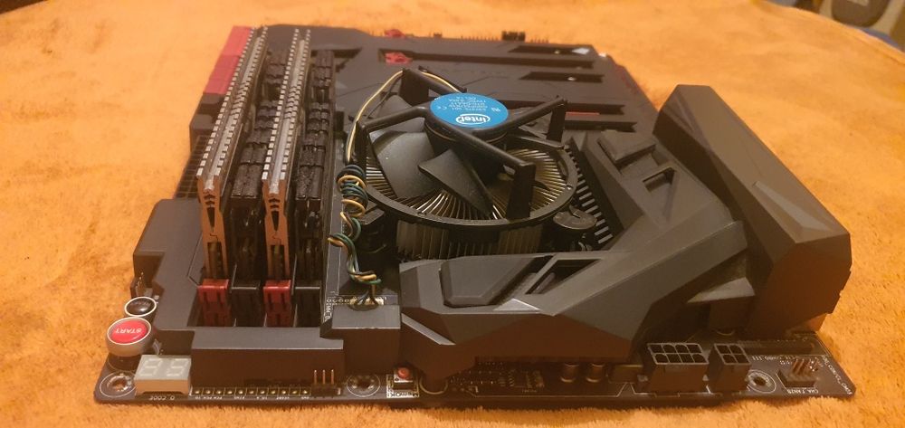 Kitt i7 4790k + Asus Maximus VII formula +24gb ram 2133 Nativ