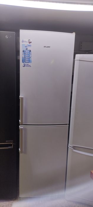 продаем холодильники