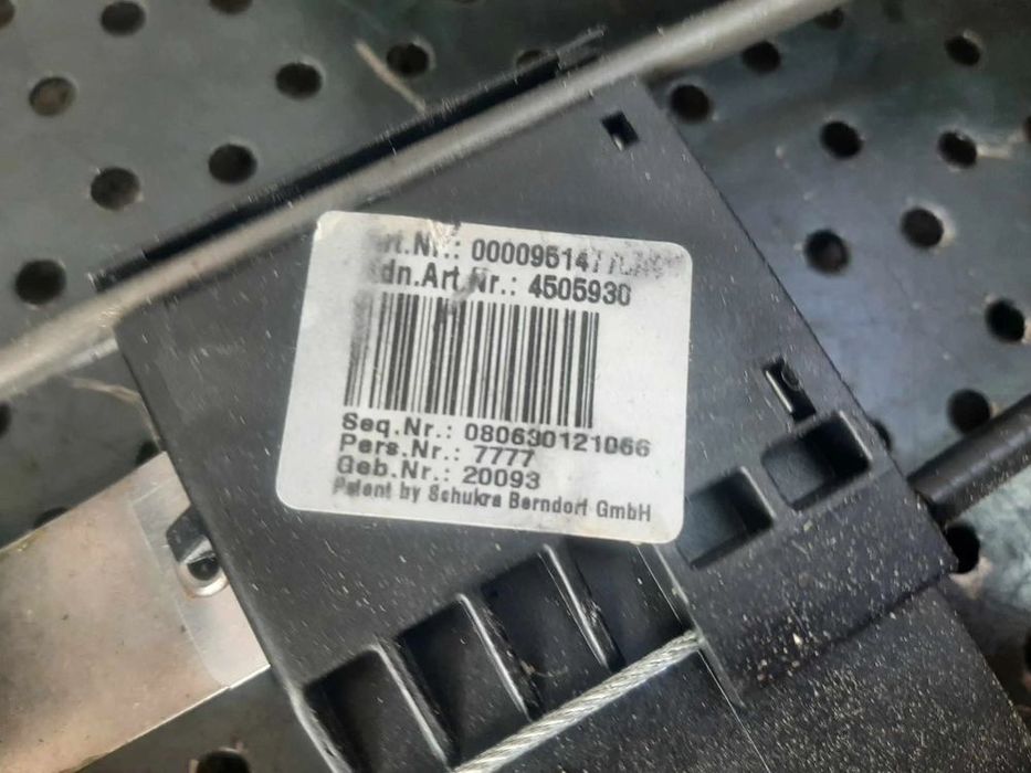 motoras reglare perna lombara scaun stanga fata vw passat cc  4505930  8532403