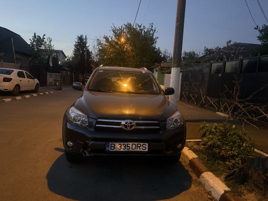 Vand Toyota Rav 4