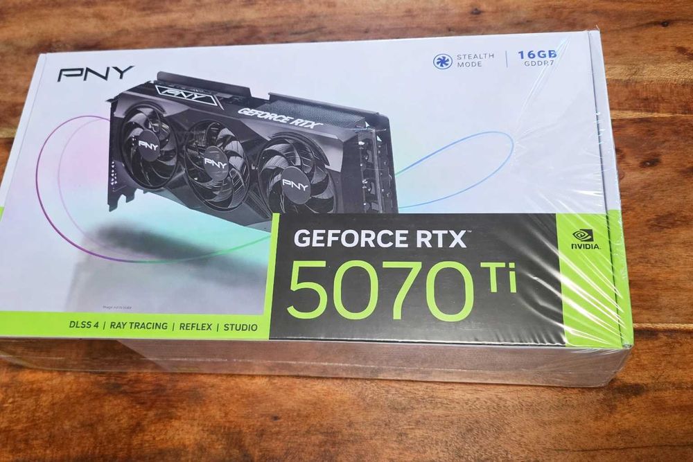Компютър Ryzen 9 9900X / Nvidia RXT 5070 Ti 16GB GDDR7 / 64GB DDR5 Kingston Fury