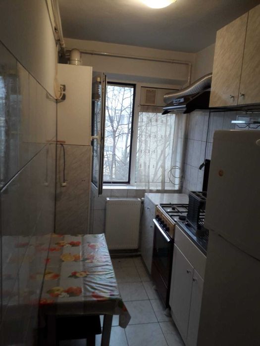 Proprietar inchiriez apartament 2 camere
