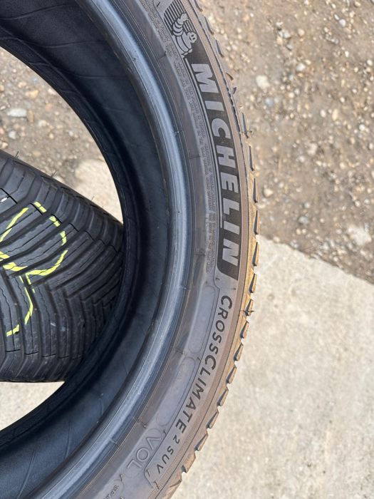 235 45 R20 Mischelin Dot2024