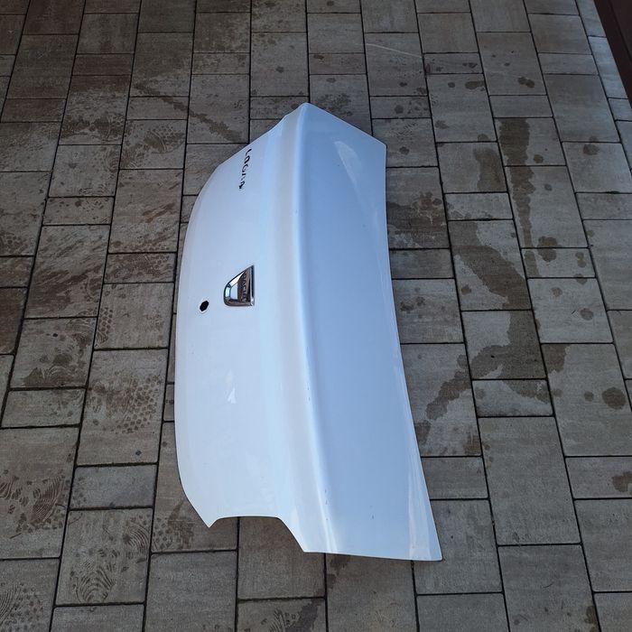 Piese  capota spate capota fata dacia logan