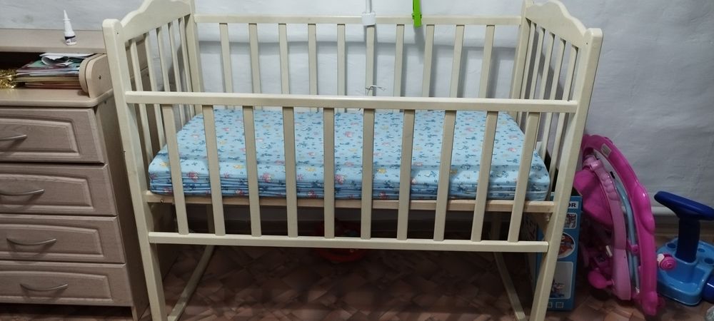 Продам Детскау кровать