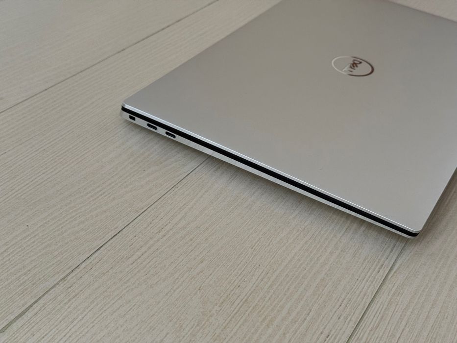 ТОП Лаптоп 15.6'FHD+IPS 500nits Core i9-12900HK Dell XPS 9520 RTX 3050TI 32GB DDR5 512GB SSD