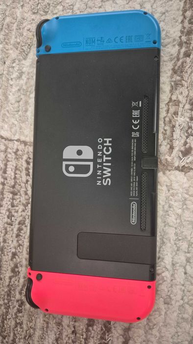 Nintendo Switch cu 3 jocuri