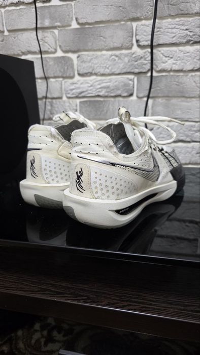 Оригинальные кроссовки Nike