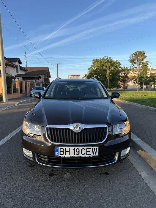 SKODA Superb 2013 — imagine 2
