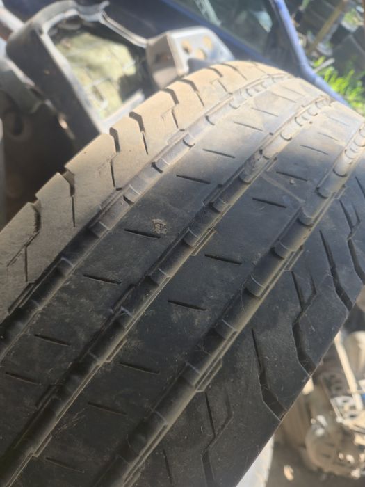 Гуми 225/75/16C CONTINENTAL Conti Vanco Contact