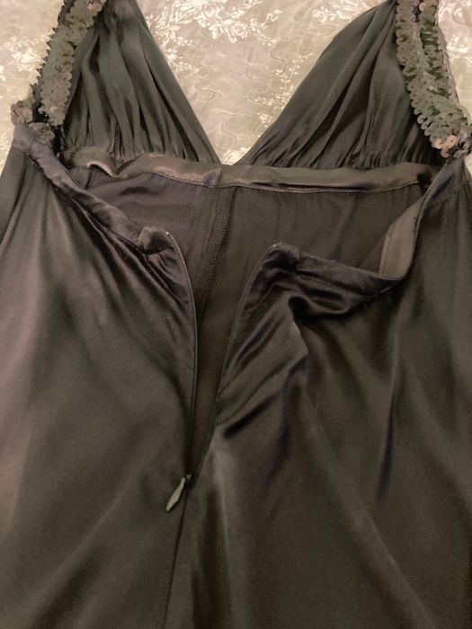 Черна рокля сатен