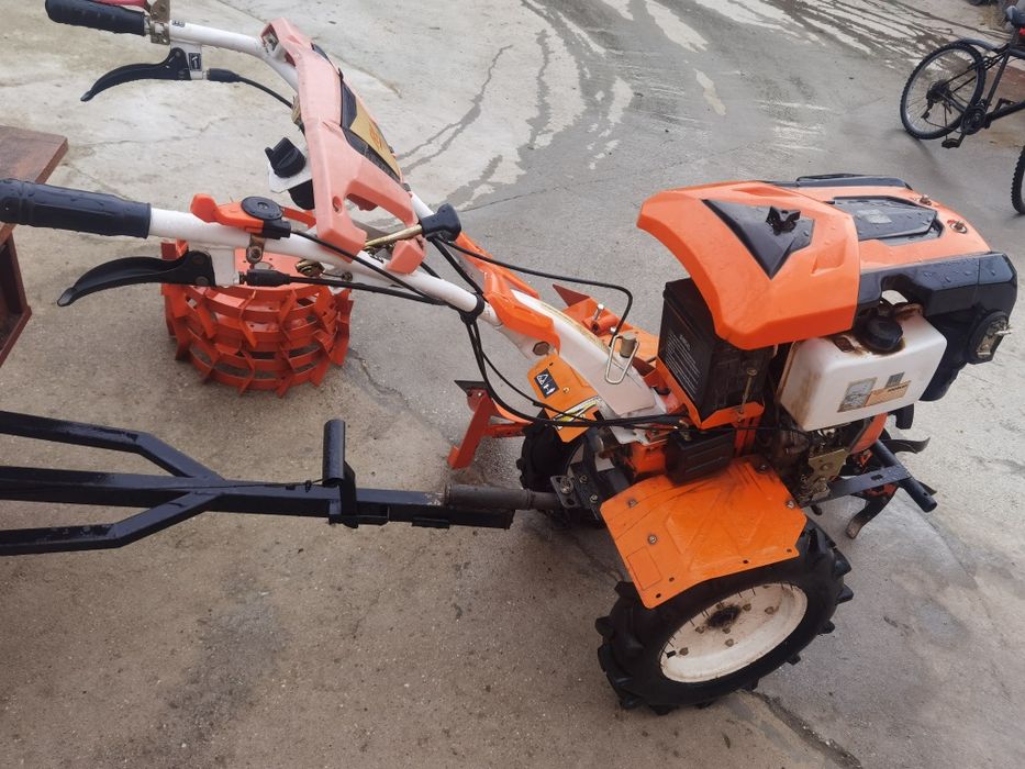 Vând motocultor ruris 1001 ksd