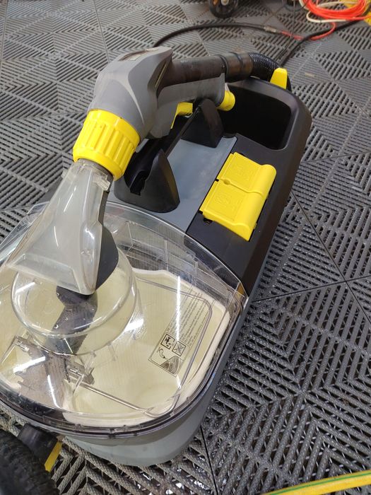 Karcher Puzzi 10/1