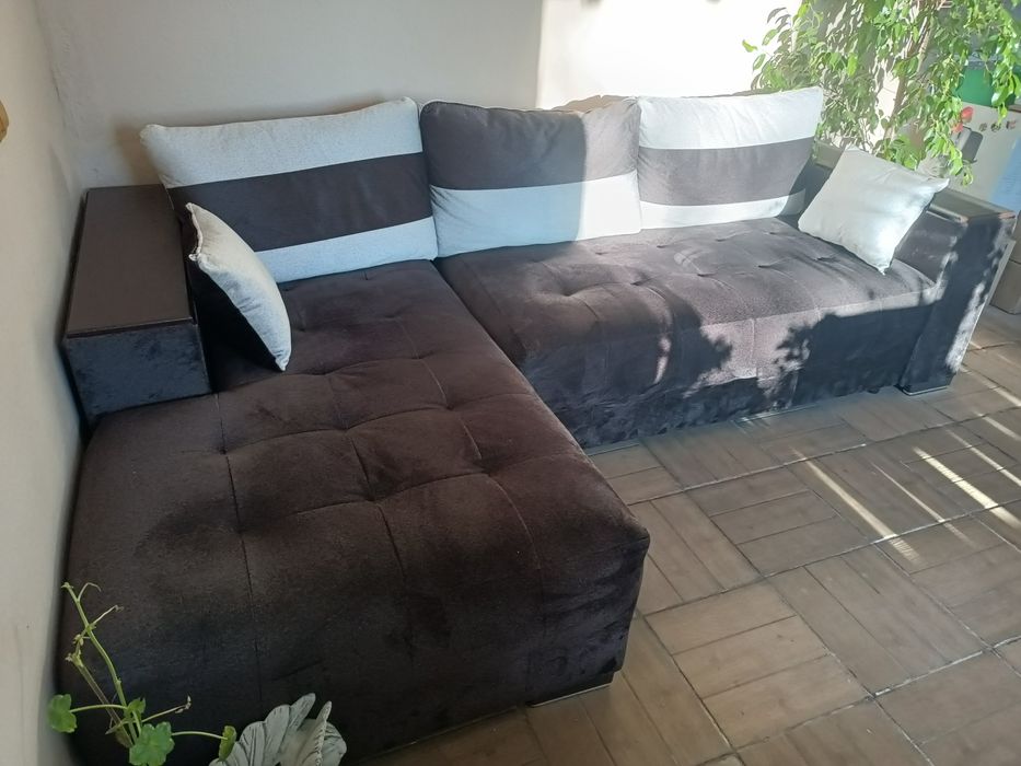 Ъглов диван разтегателен