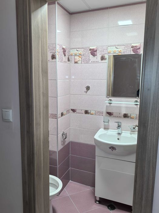 Дава се под наем Многостаен апартамент в Пловдив, Христо Смирненски - 150 кв.м за 918 € - Снимка #9