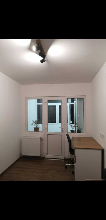 Apartament cu 3 camere str Eliberarii