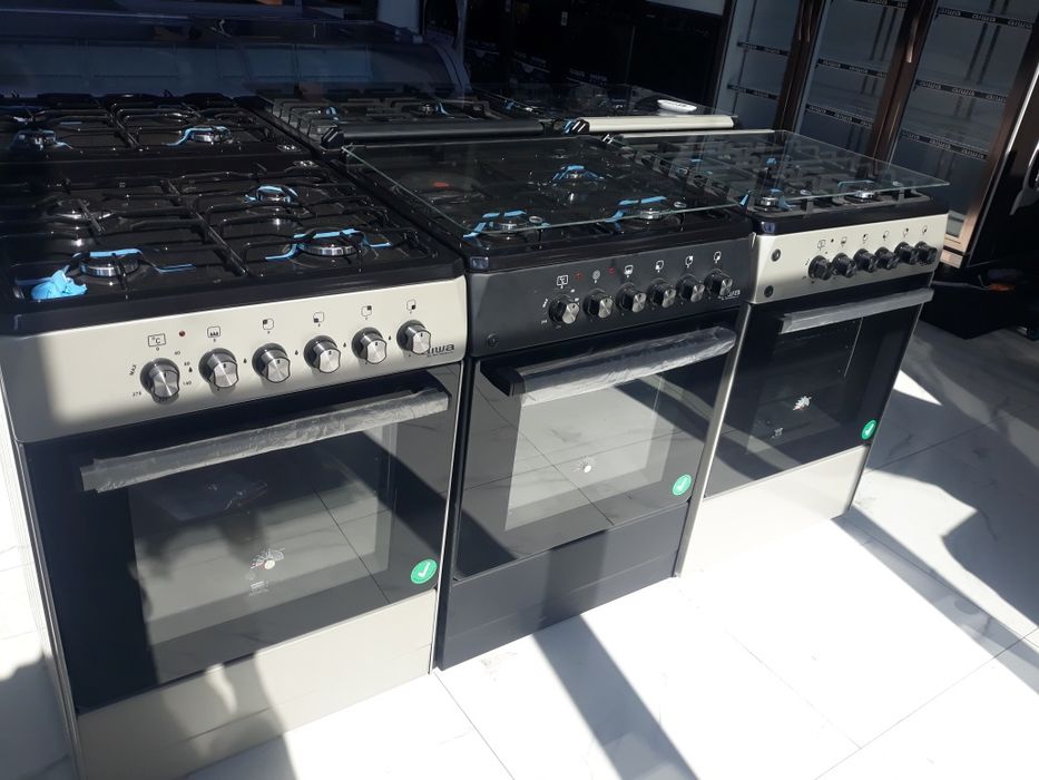 Газ плита новая с гарантией