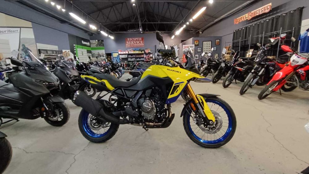 Suzuki DL800 V-Strom 800DE 2026 Suzuki Constanta by EST BIKE