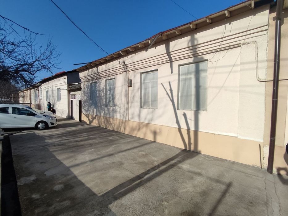 Продается 3 боковые участки